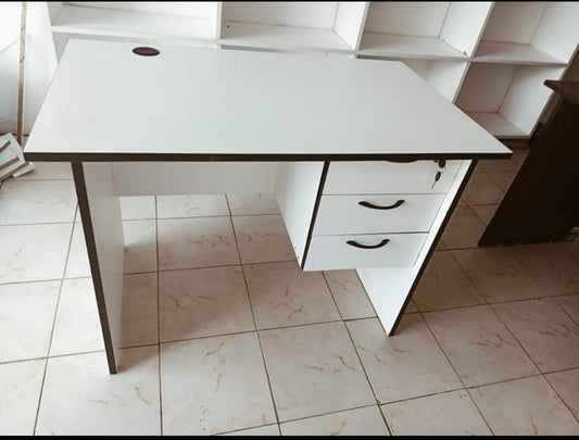 1 meter desk