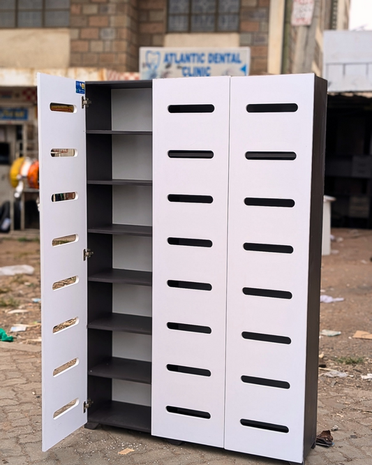 Shoe Rack 4 by 6 ft (swinging doors)