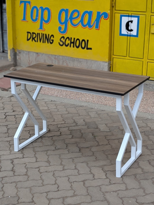 1.2 Meters Metal Frame desk
