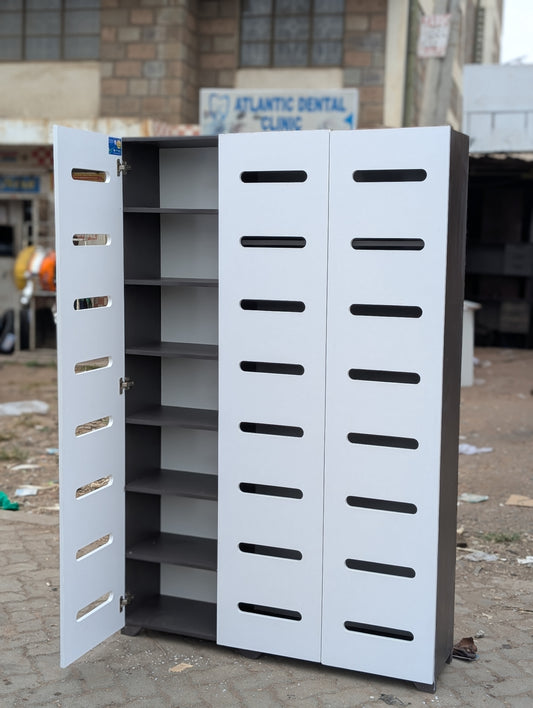 Shoe Rack 4 by 6 ft ( swinging doors)