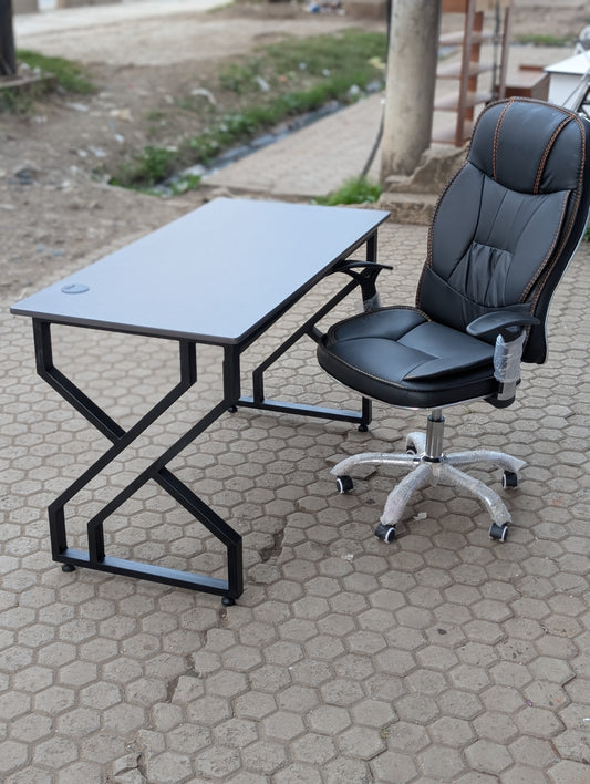 1.2 Meters Desk + C35